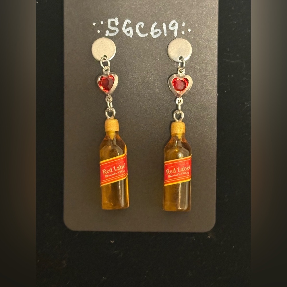 SGC619 Johnny walker red whiskey with red heart gem accent dangle drop earrings